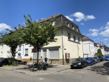 Mannheim Pfingstberg, sanierungsbedürftiges Mehrparteienhaus mit großem Gestaltungspotenzial